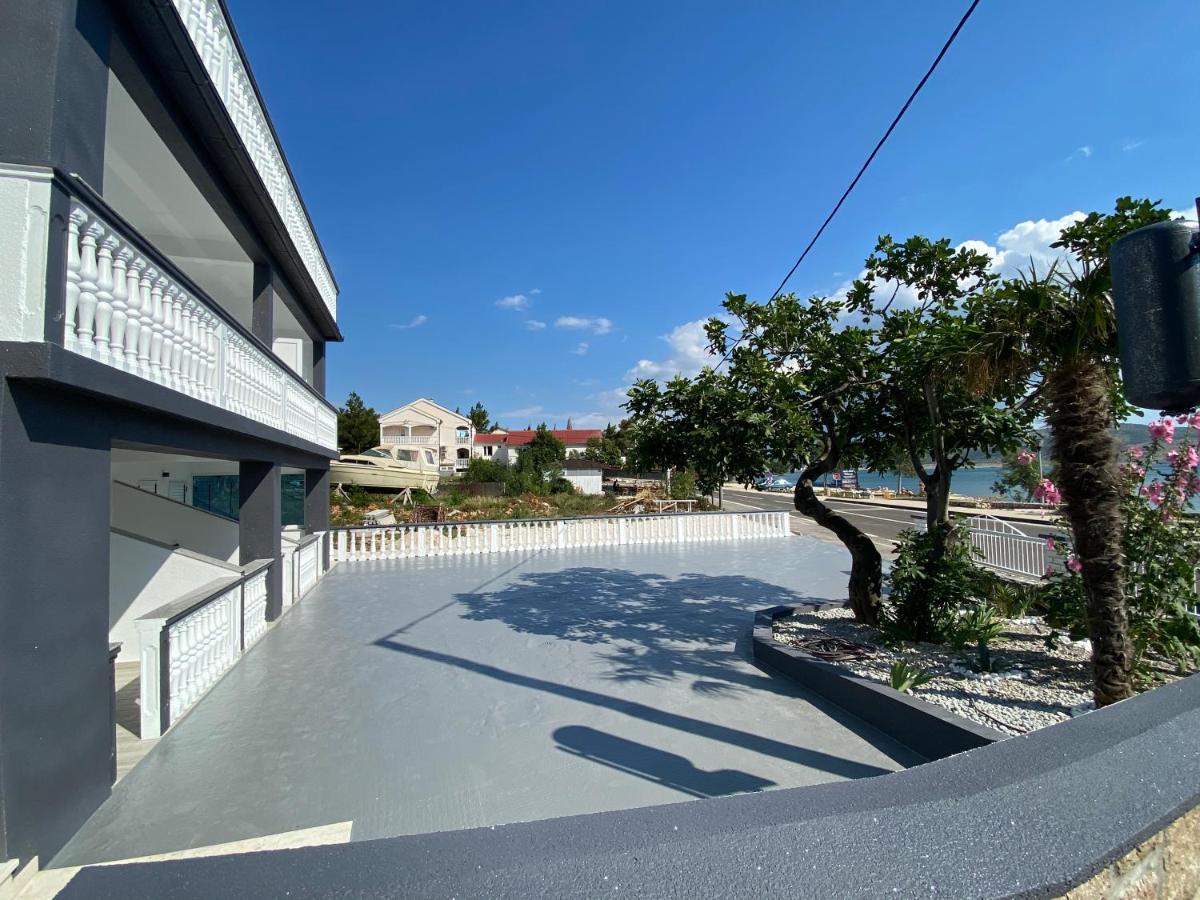 Apartmani Anita Starigrad Paklenica Exterior photo