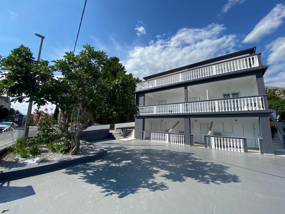 Apartmani Anita Starigrad Paklenica Exterior photo