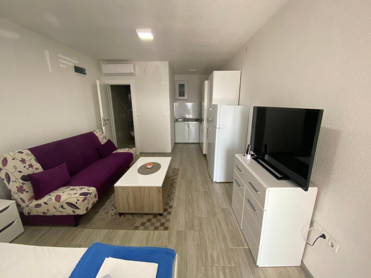 Apartmani Anita Starigrad Paklenica Exterior photo