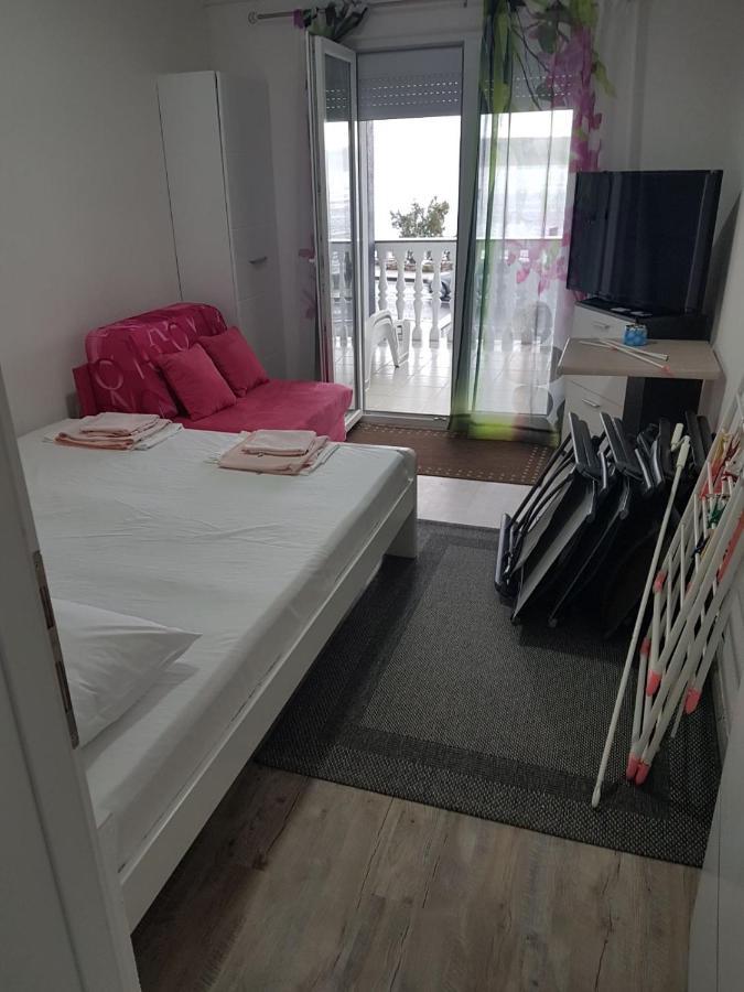 Apartmani Anita Starigrad Paklenica Exterior photo