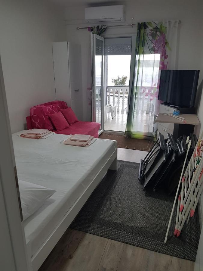 Apartmani Anita Starigrad Paklenica Exterior photo