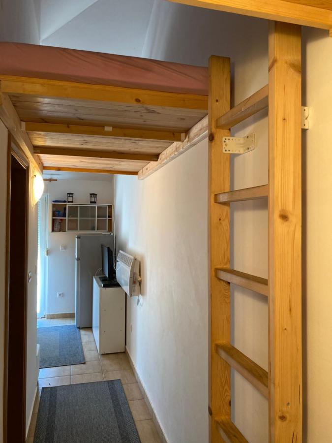 Apartmani Anita Starigrad Paklenica Exterior photo