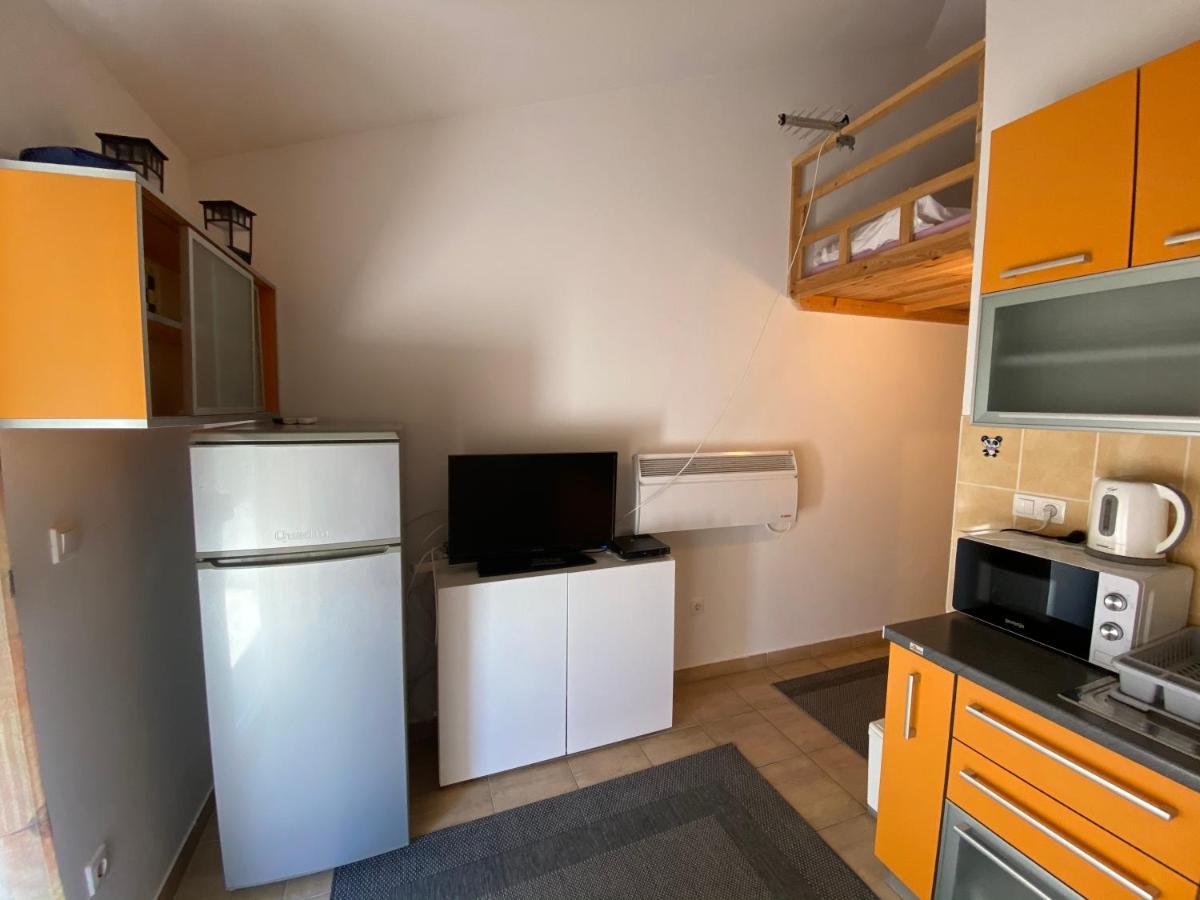 Apartmani Anita Starigrad Paklenica Exterior photo