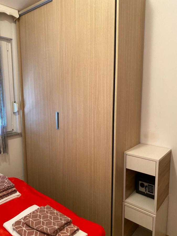 Apartmani Anita Starigrad Paklenica Exterior photo